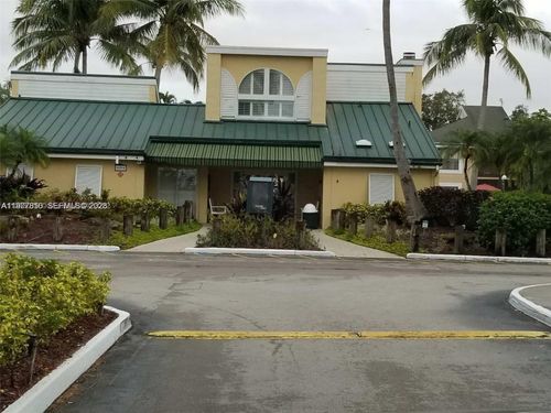 3948-3948 Nw 87th Ave, Sunrise, FL, 33351-6518 | Card Image