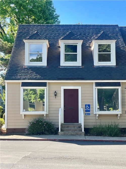 a-11 Williamsburg Ln, Chico, CA, 95926-2225 | Card Image