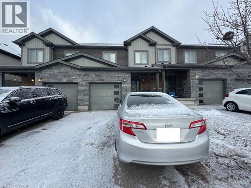 43 Nieson St, Cambridge, ON, N1R0B9 | Card Image