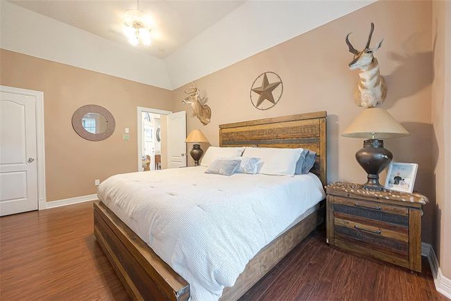 638 Winchester Trl, House other with 3 bedrooms, 3 bathrooms and 2 parking in Angleton TX | Image 28