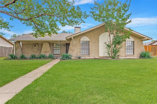 13140 Kerr Trl, Farmers Branch, TX, 75244-5504 | Card Image