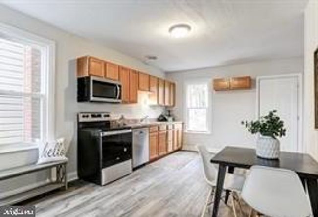 92 W Broad St, House other with 4 bedrooms, 1 bathrooms and null parking in YOE PA | Image 4