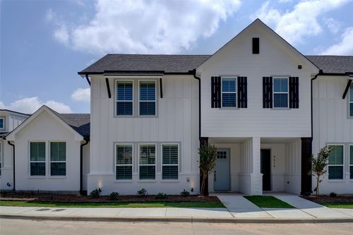 9616 Sullivan Ln, Fort Worth, TX, 76179-1096 | Card Image