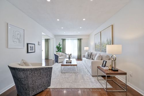 134 Greenwich Sq, Scarborough, ON, M1J3L3 | Card Image