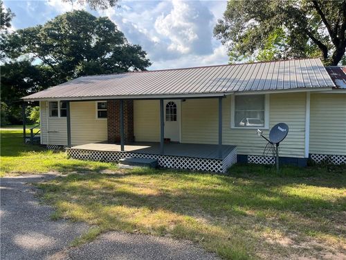 6777 Sullivan Rd, Semmes, AL, 36575-8871 | Card Image