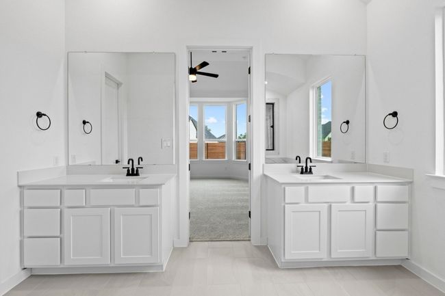 2113 Tobiano Trce, House other with 4 bedrooms, 4 bathrooms and 3 parking in Georgetown TX | Image 14