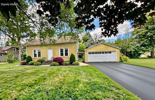 2400 90th Street, STURTEVANT, WI, 53177 | Card Image