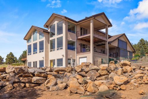5976 Sunset Ridge Rd, Klamath Falls, OR, 97601-9371 | Card Image