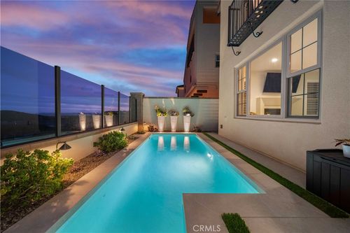 208 Canterbury, Irvine, CA, 92618-3537 | Card Image