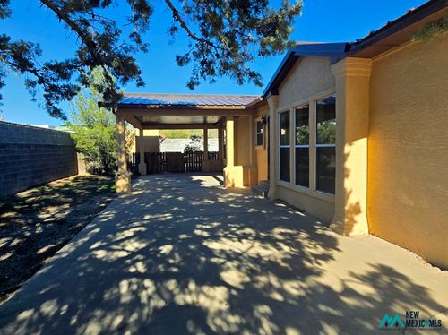 727 Organ Ave, Elephant Butte, NM, 87935-9501 | Card Image