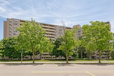 1003 - 700 Dynes Rd, Condo with 2 bedrooms, 2 bathrooms and 1 parking in Burlington ON | Image 3