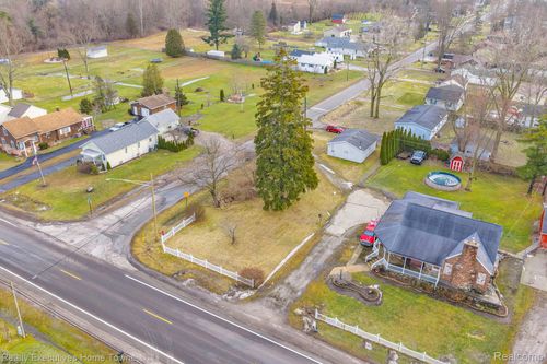 4915 Griswold Rd, Kimball, MI, 48074-2113 | Card Image