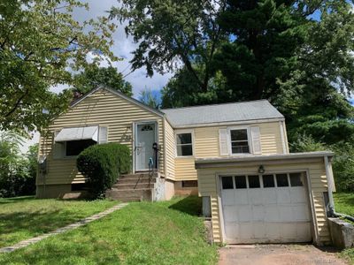 514 Trout Brook Drive, House other with 3 bedrooms, 1 bathrooms and 4 parking in West Hartford CT | Image 1