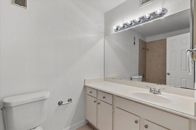 Second bathroom | Image 23
