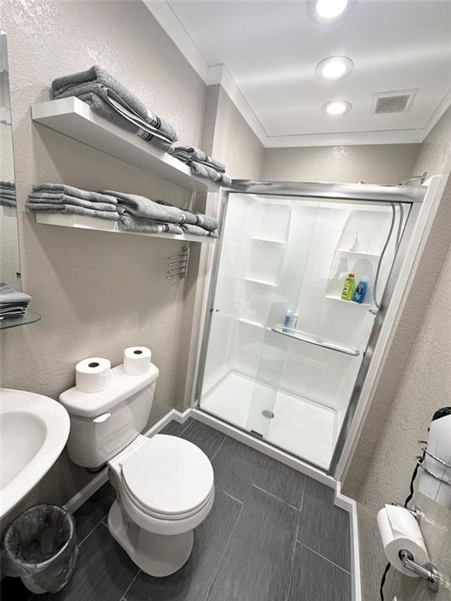 3319 Trent Rd, House other with 2 bedrooms, 2 bathrooms and 4 parking in Huffman TX | Image 20