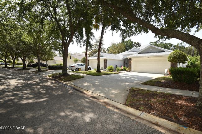 Front from street | Image 39