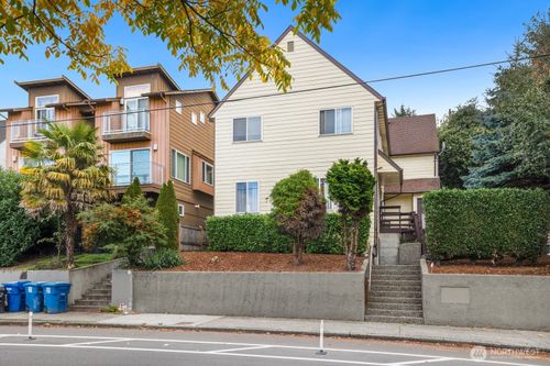 1-5-5210 11th Ave Ne, Seattle, WA, 98105-3561 | Card Image