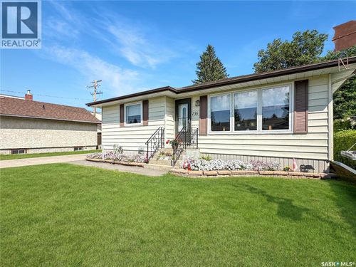 135 Hudson Ave S, Fort Qu'appelle, SK, S0G1S0 | Card Image