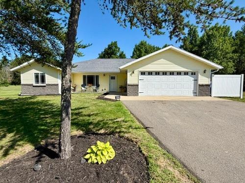 4437 Scotchpine Ct Nw, Bemidji, MN, 56601-8744 | Card Image