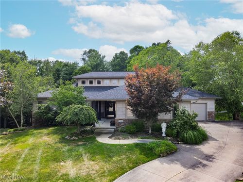 3128 Bay Meadows Cir, Stow, OH, 44224-6212 | Card Image
