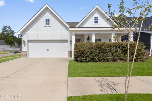 13336 Hawk Pl, Gulfport, MS, 39503-6507 | Card Image