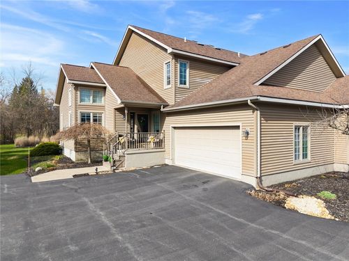 24 Willowbrook Dr, Owasco, NY, 13021-9665 | Card Image