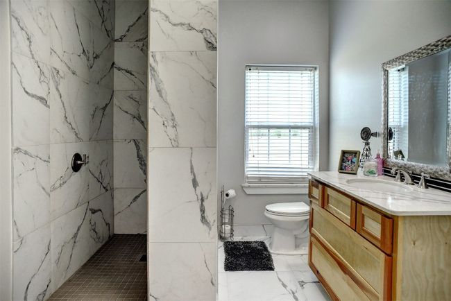 Bathroom #2 | Image 26