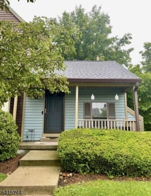 70 Wood Duck Ct, Hackettstown, NJ, 07840-3320 | Card Image