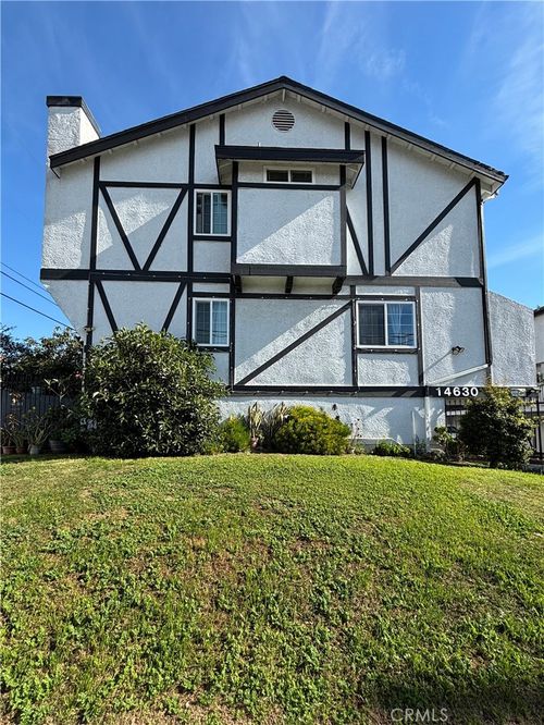 apt-2-14630 Halldale Ave, Gardena, CA, 90247-2860 | Card Image