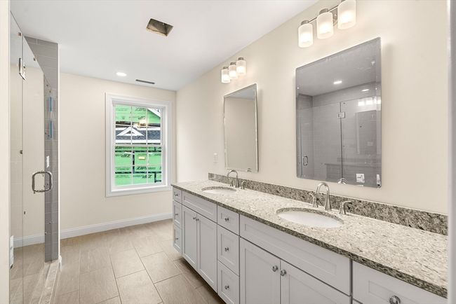 UNIT-3 - 66 Parish Rd, House other with 4 bedrooms, 3 bathrooms and 2 parking in Georgetown MA | Image 28