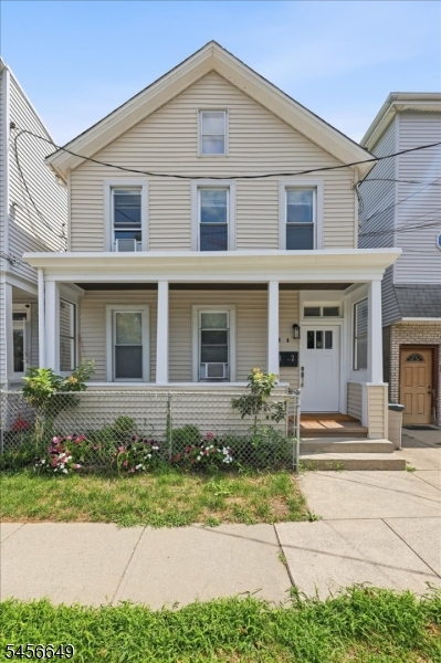 Residential Lease in Bayonne City