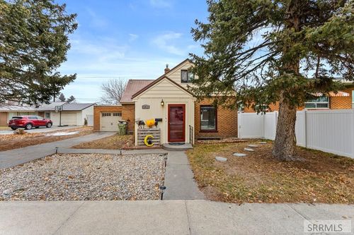 491 8th St, Idaho Falls, ID, 83401-4804 | Card Image