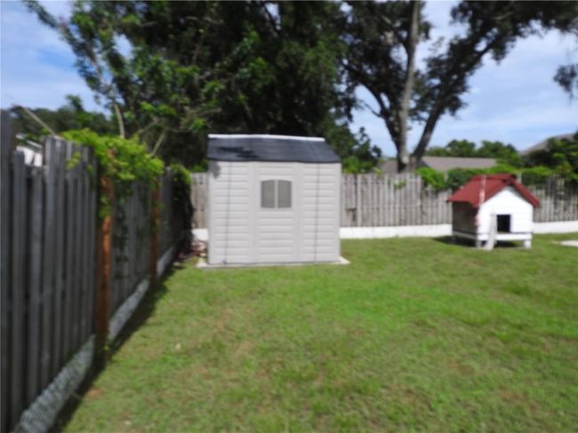 5665 Paddock Trail Dr, House other with 3 bedrooms, 3 bathrooms and null parking in TAMPA FL | Image 24