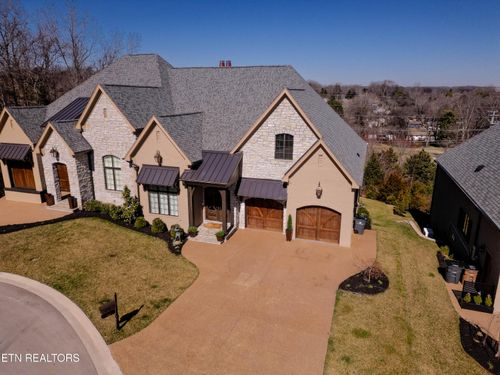 1435 Enclave Way, Knoxville, TN, 37919-9040 | Card Image