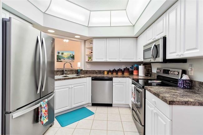 102 - 6339 Bay Cedar Ln, Condo with 2 bedrooms, 2 bathrooms and null parking in BRADENTON FL | Image 15