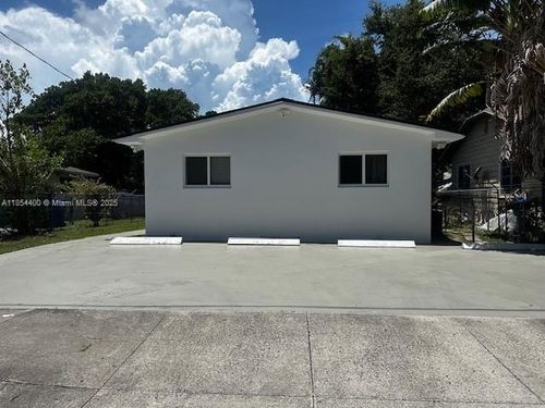 5702-5700 Nw 5th Ave, Miami, FL, 33127-1508 | Card Image