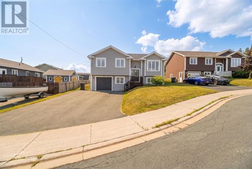 7 Goldust Pl, Conception Bay South, NL, A1W0A3 | Card Image