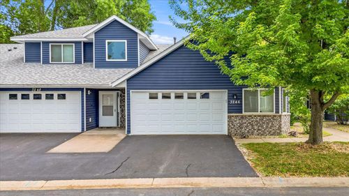 3246 Edgerton St, Vadnais Heights, MN, 55127-5032 | Card Image