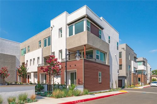 609 S Lyon St, Santa Ana, CA, 92705 | Card Image