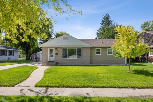 1615 13th St S, Moorhead, MN, 56560-3734 | Card Image