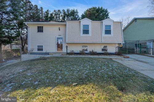 1011 Hanson St, ANNAPOLIS, MD, 21403-2110 | Card Image