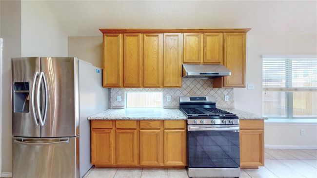 Stainless Steel Samsung appliances. | Image 19