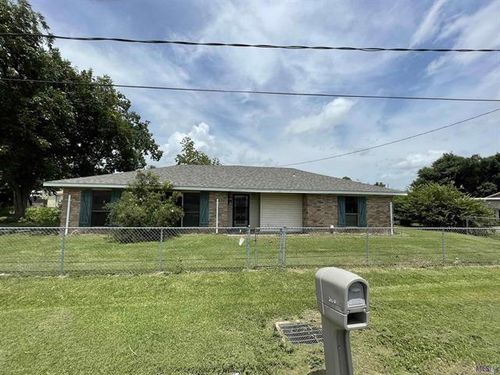 204 Market St, Raceland, LA, 70394-3201 | Card Image