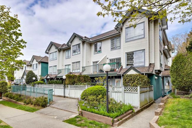 102 - 3755 Albert Street, Townhouse with 1 bedrooms, 1 bathrooms and 1 parking in Burnaby BC | Image 1