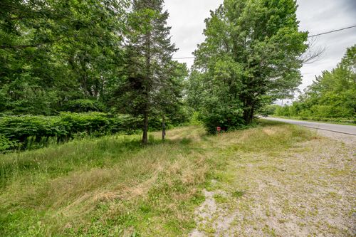 635 Peltoma Avenue, Detroit, ME, 04929 | Card Image