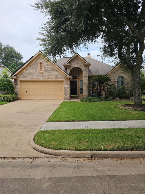 1114 Woodley Bnd, Sugar Land, TX, 77479-5342 | Card Image