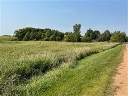 7815 Corcoran Trl W, Corcoran, MN, 55340 | Card Image