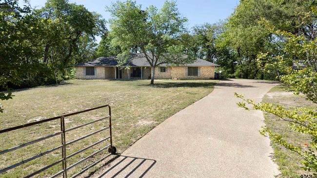 15502 County Road 1227, House other with 4 bedrooms, 2 bathrooms and null parking in Flint TX | Image 33