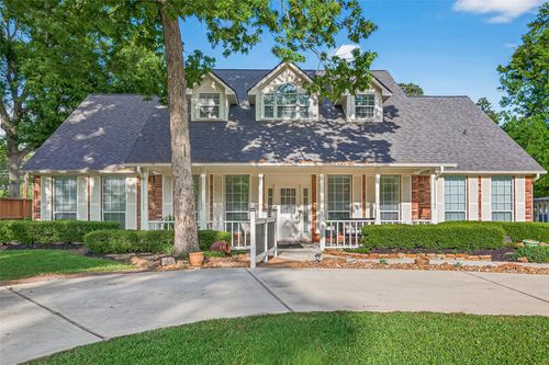 522 Beauregard Dr, Conroe, TX, 77302-8410 | Card Image