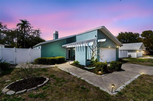 605 25th St Sw, LARGO, FL, 33770-2941 | Card Image